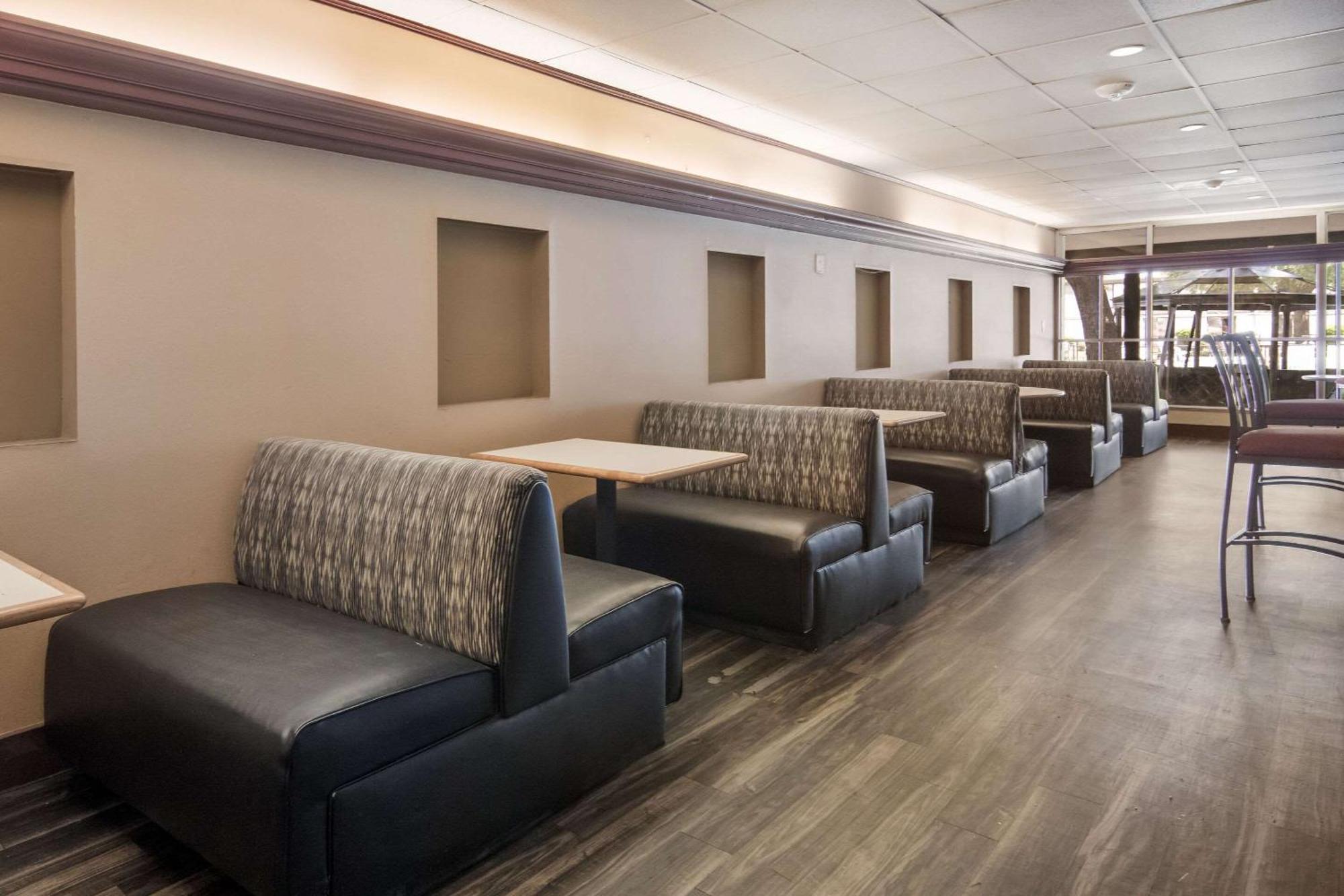 Rodeway Inn Duncanville Luaran gambar